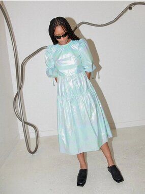 Kkco Hus Dress in Dew Drop